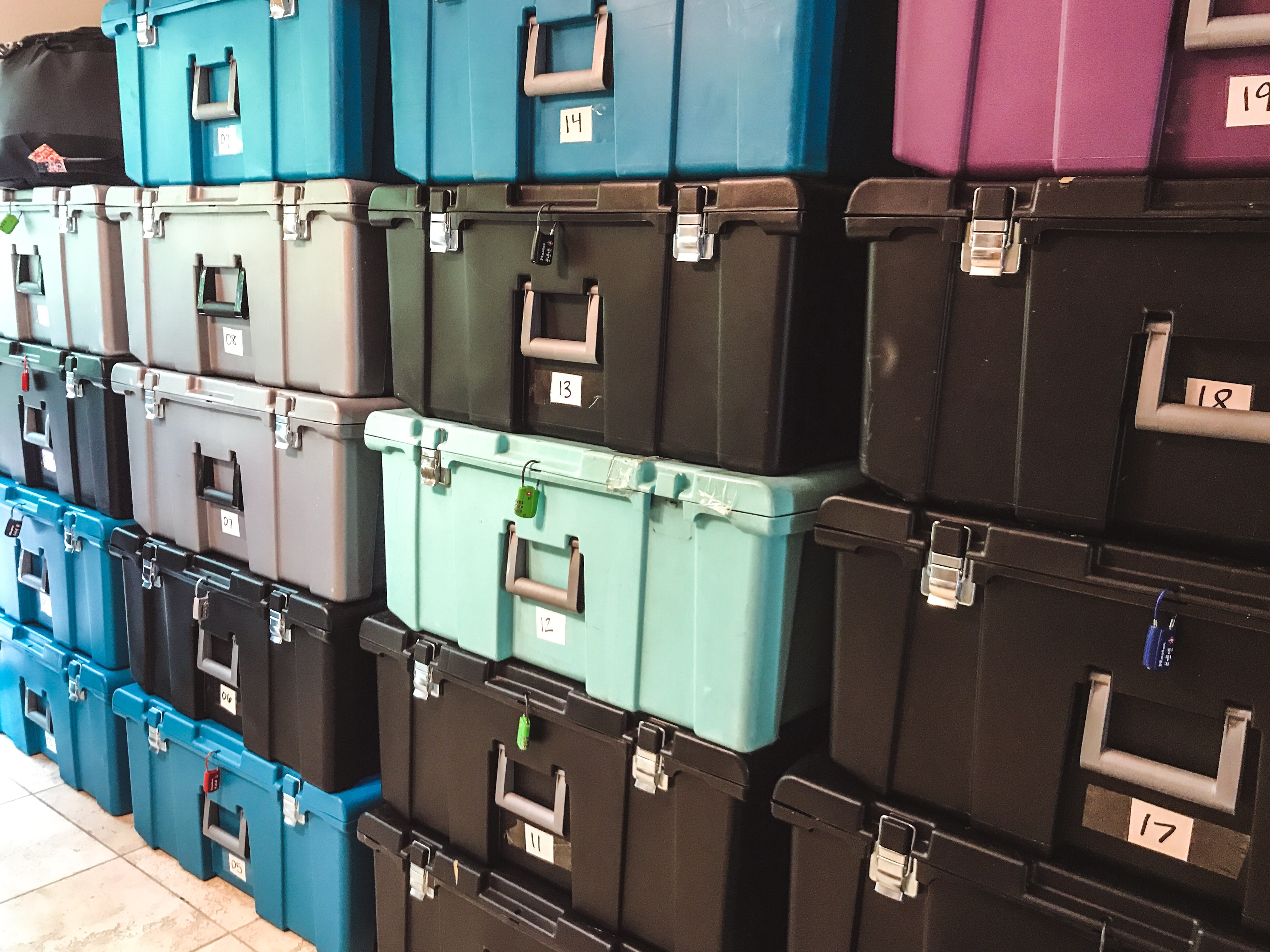 B6B76491-93FA-497B-A445-AB2BB6BDEBA8